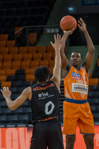 防守端孤立 防守端孤立