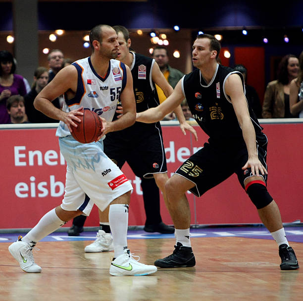 熟悉的对手 熟悉的对手