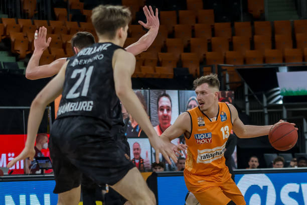 俱乐部高层 俱乐部高层