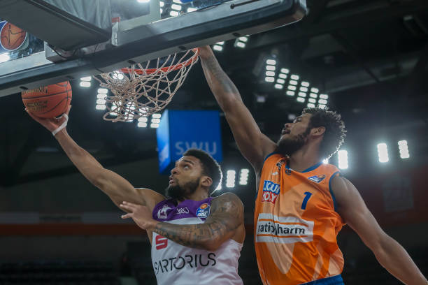 的崭露头角 的崭露头角