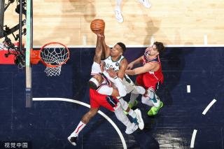 出的对手 出的对手